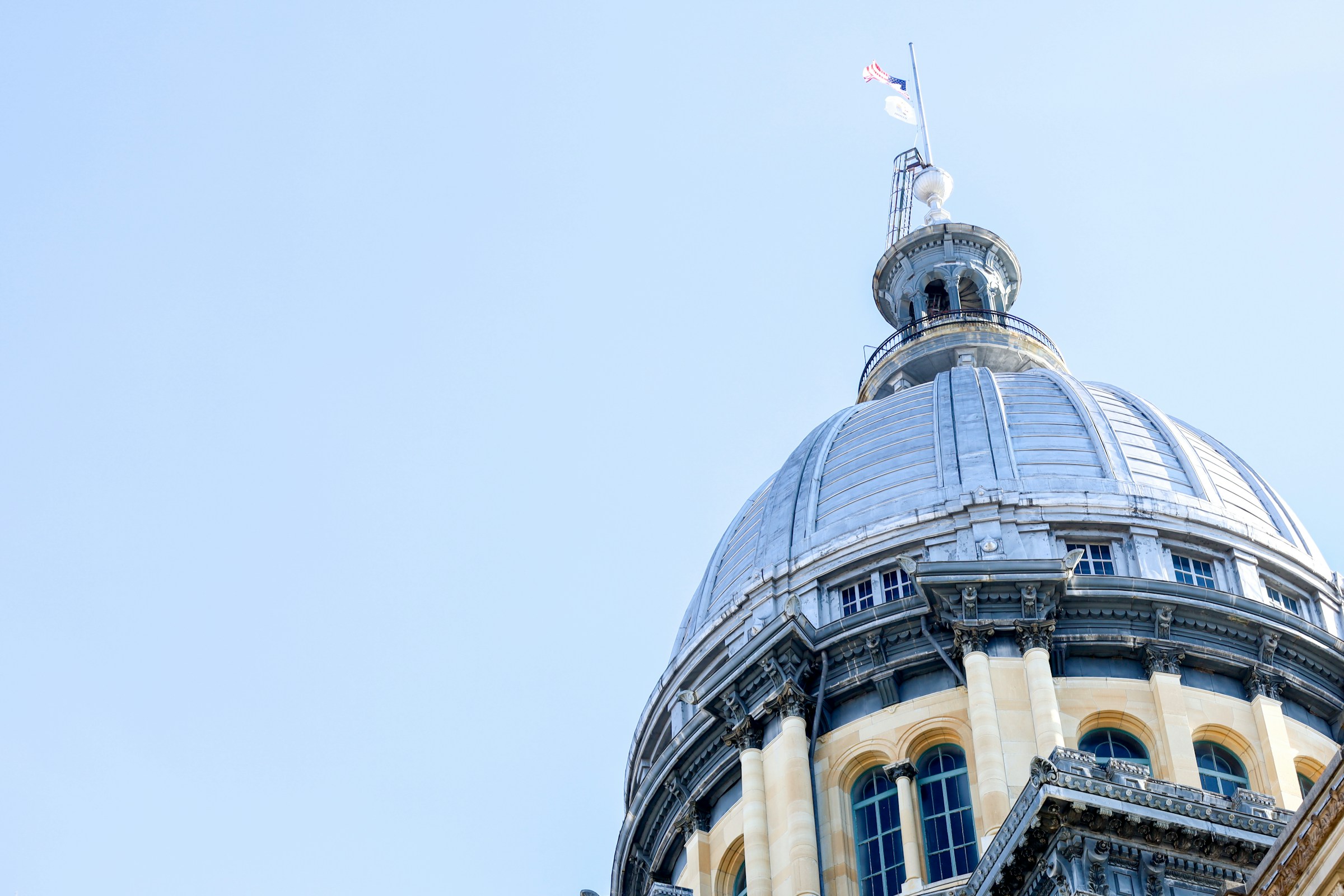 Image of the Illinois State Capitol by Andrew Adams